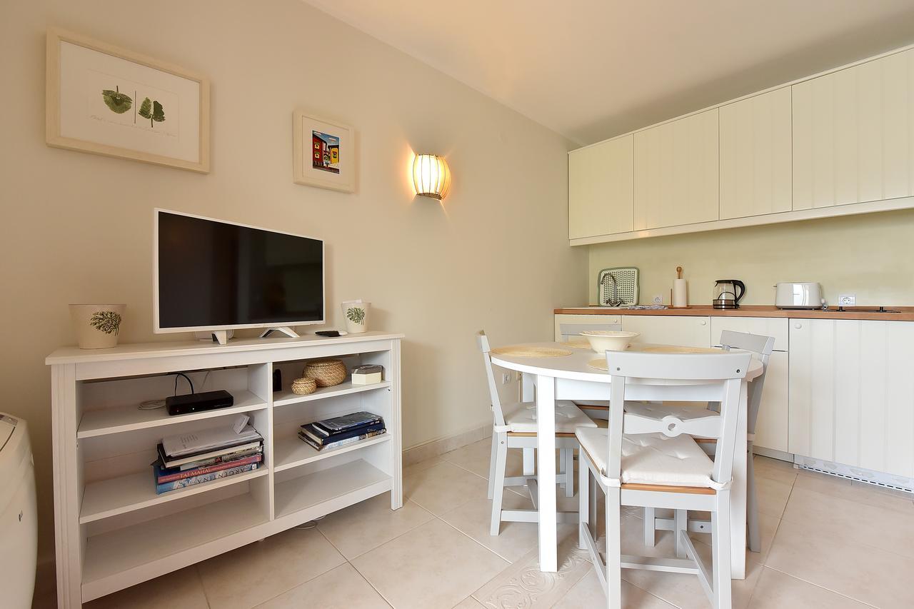 Apartment Maniva Kotor Bagian luar foto