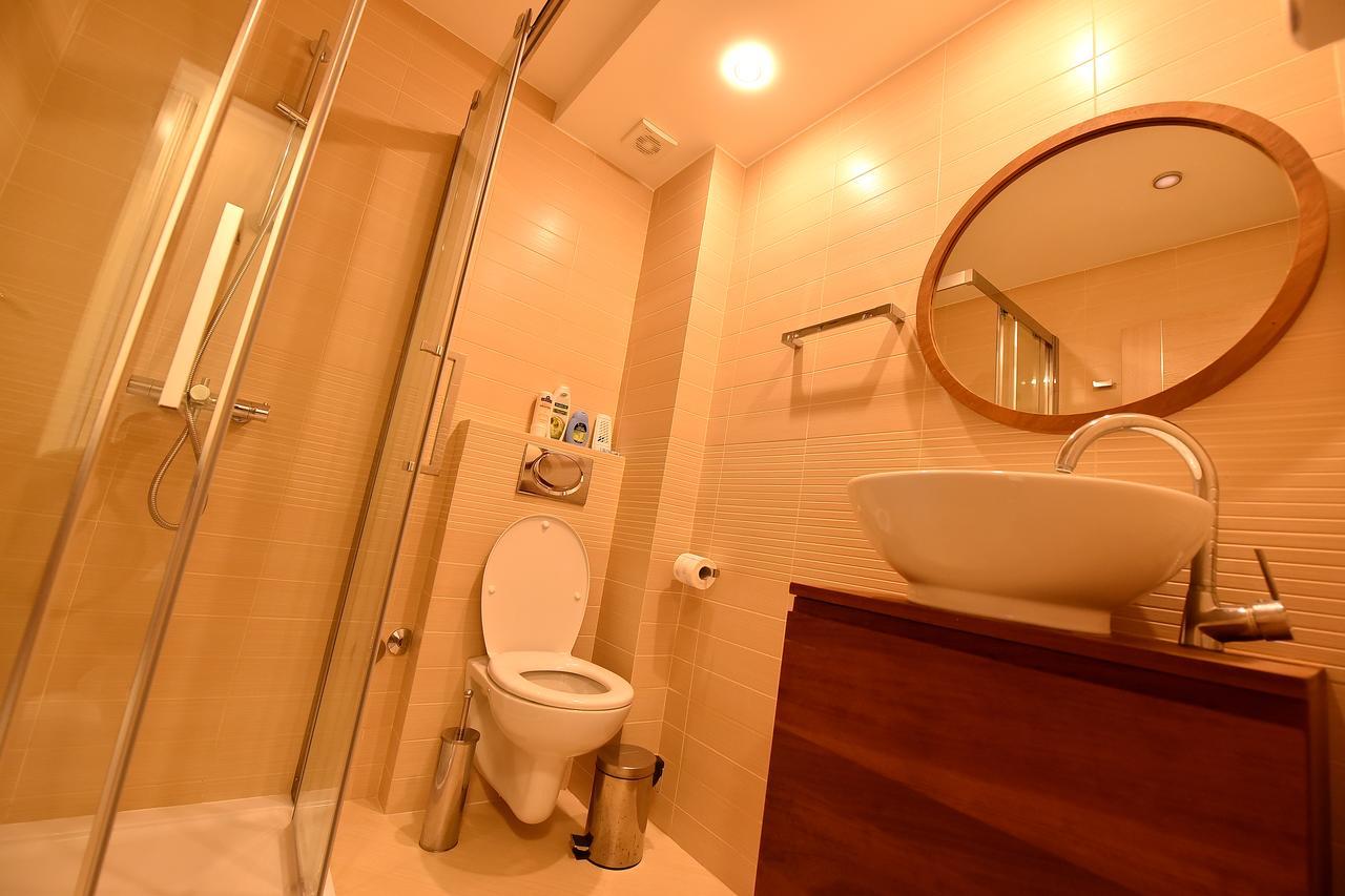 Apartment Maniva Kotor Bagian luar foto